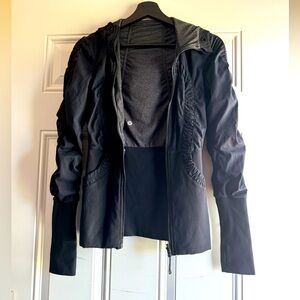 Lululemon reversible hooded jacket. Good condition.